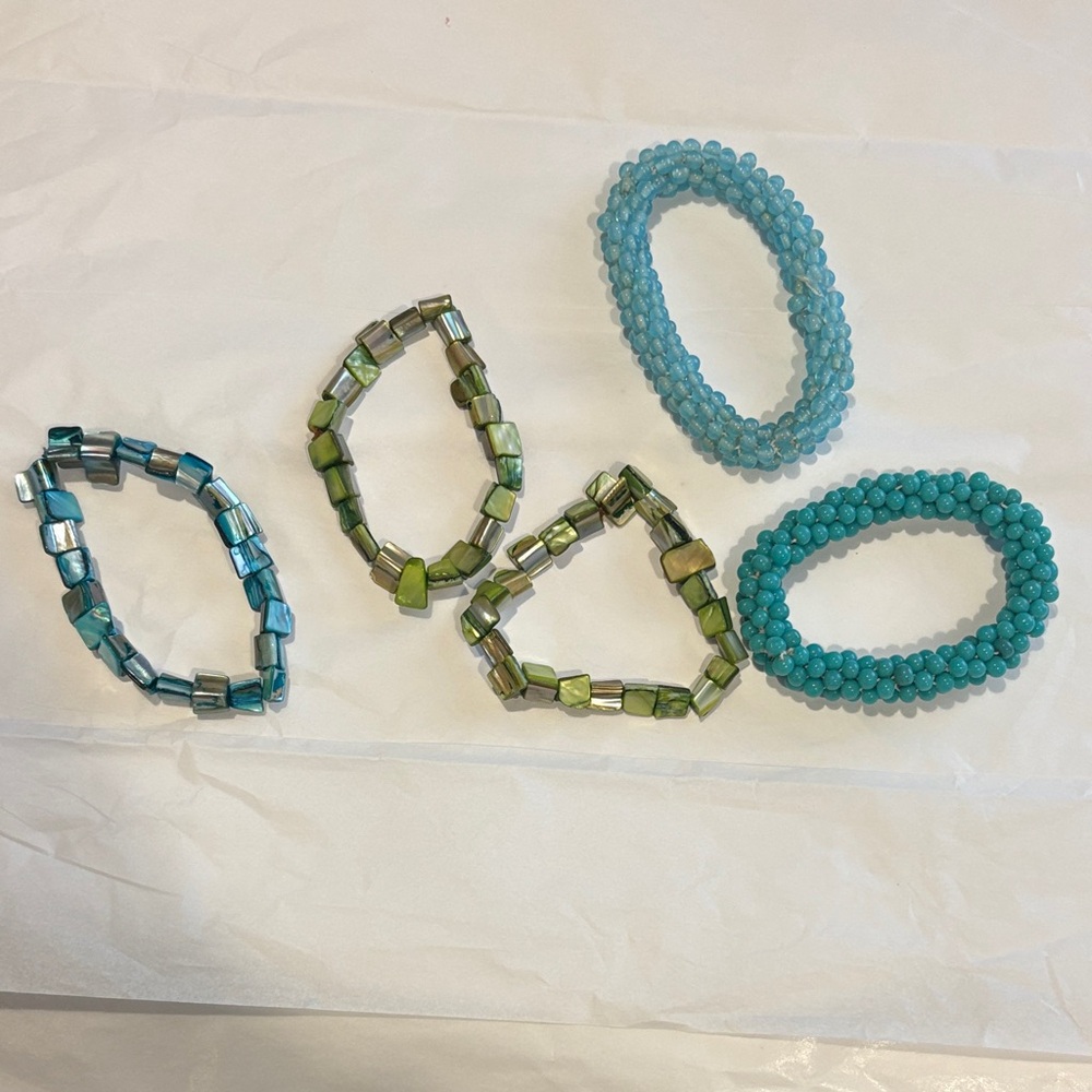Bundle - Set of 5 Beaded Bracelets in Blue/Green and 2 necklaces in blue /brown
